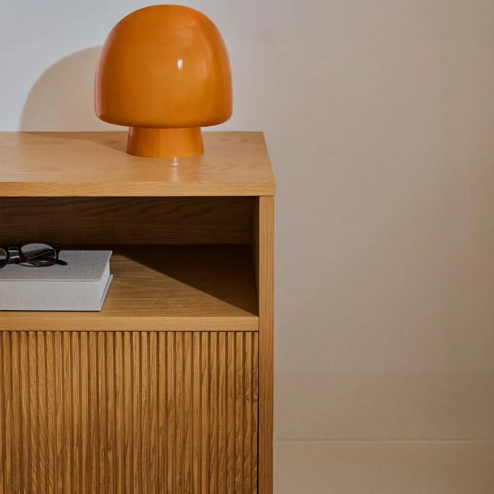 Kave Home Helvine Nachtkastje Eiken Met Ribbels - 60x40x52cm.