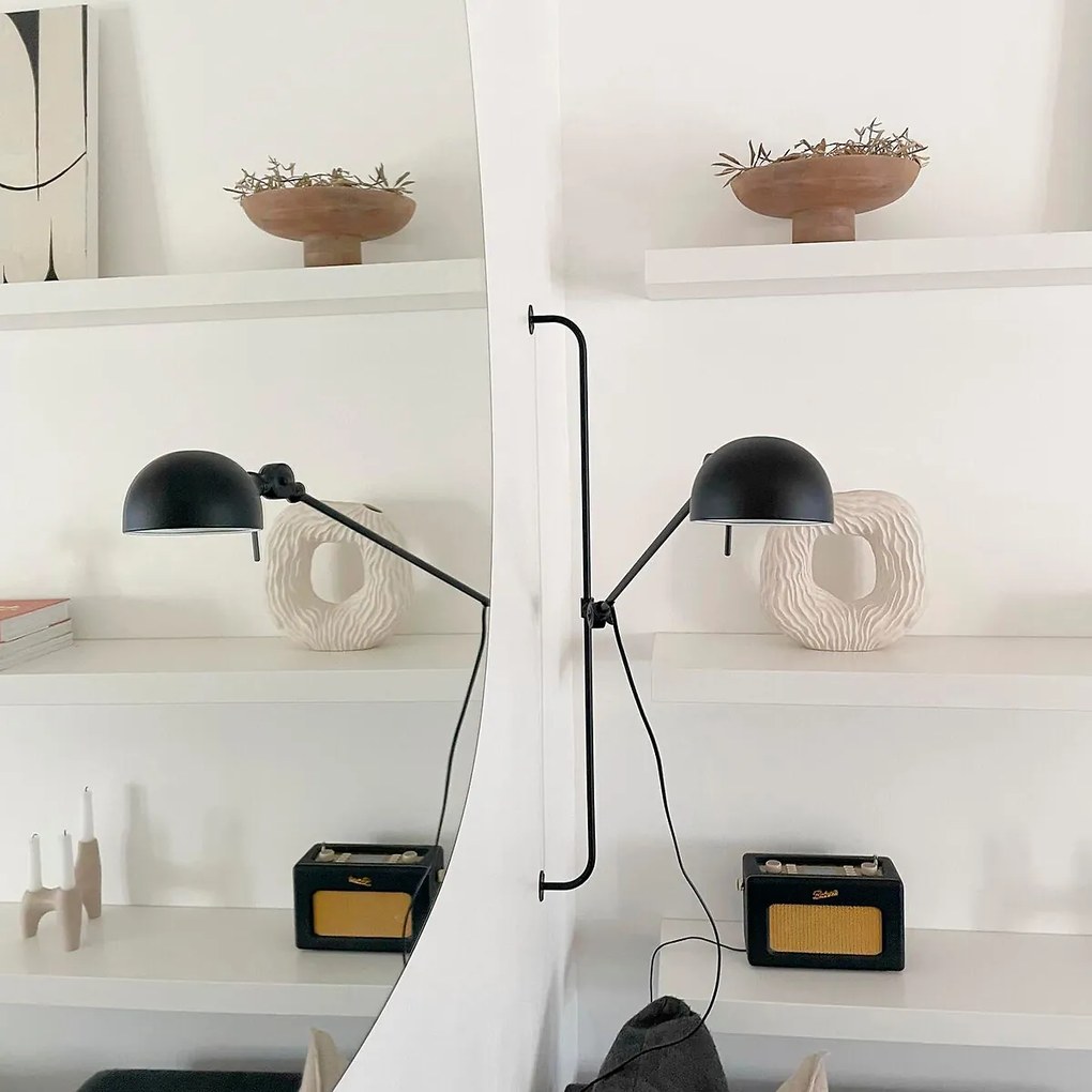 Verstelbare metalen wandlamp met scharnierarm, Kikan