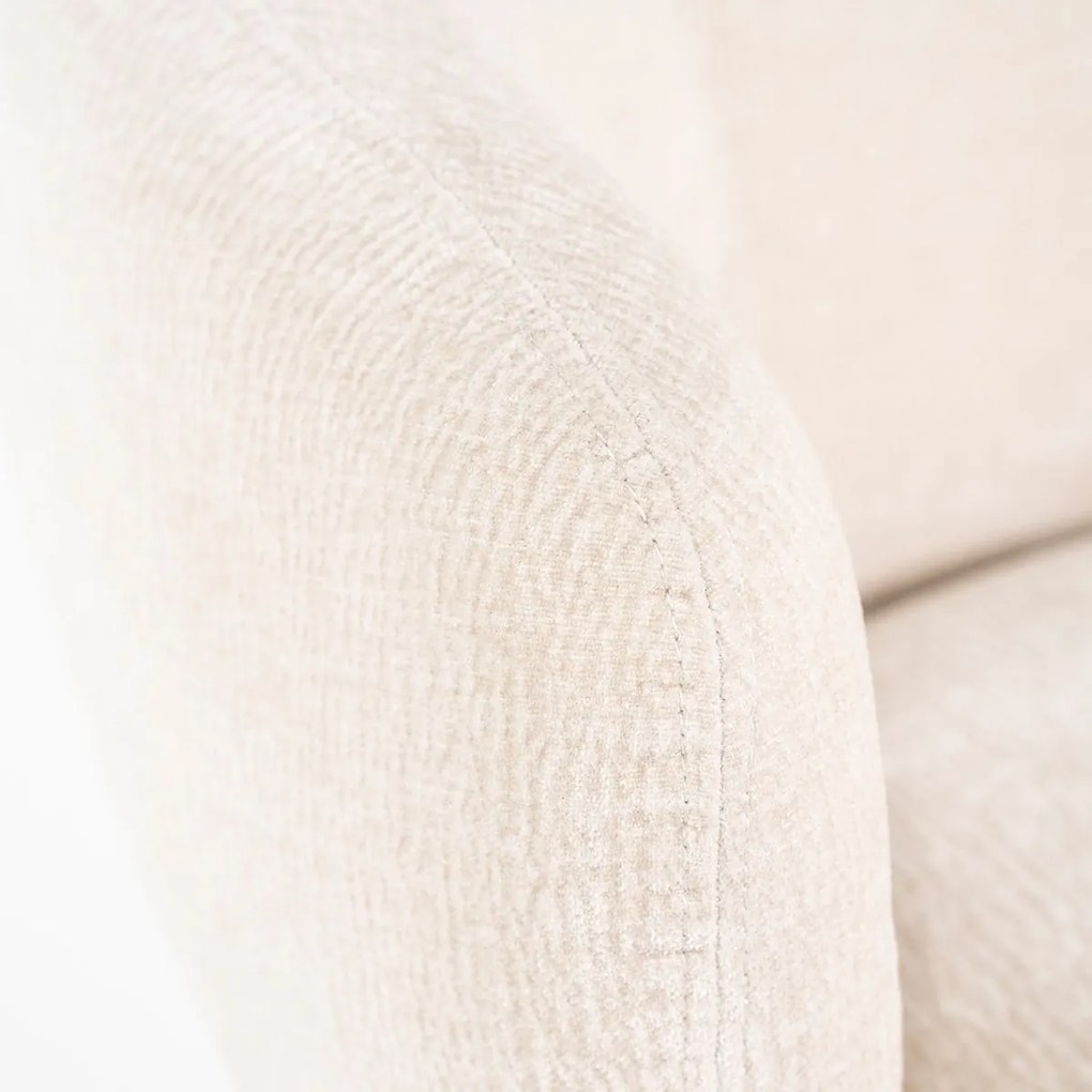Zachte Fauteuil Beige Met Ronde Rug