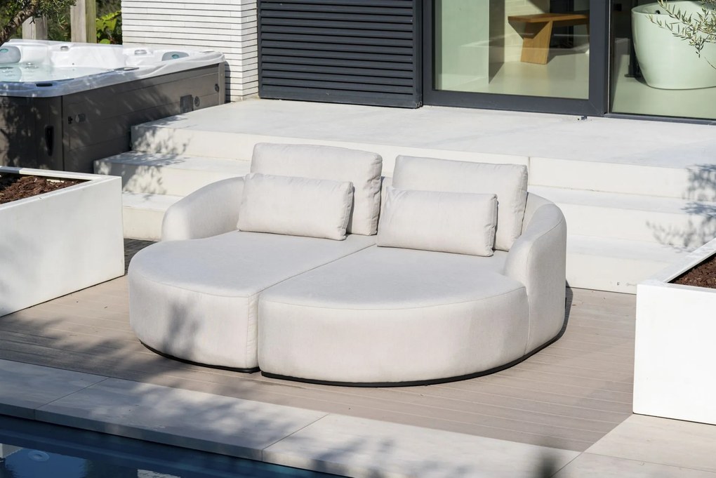 Flow Yavi daybed Island Graumel chalk All Weather loungeset Beige Sunbrella ligbed  outdoor textiel - weerbestendig