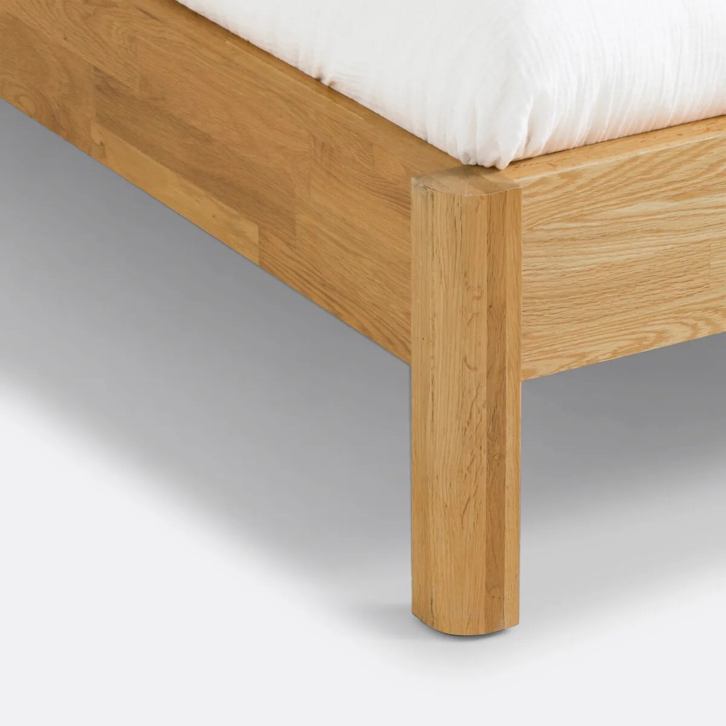 Bed in massief eik met lattenbodem, Zulda