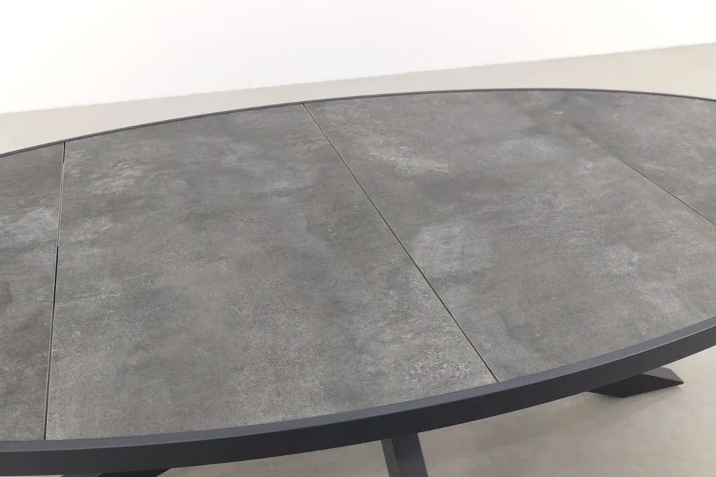 Jasmine Black/Silva 240x115 cm. ovale tuinset - 7-delig