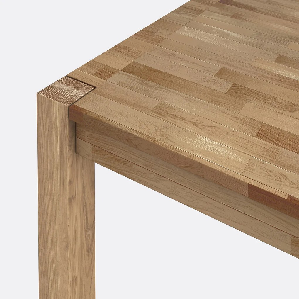 Vierkante eettafel, geoliede eik, 8 personen, ADELITA