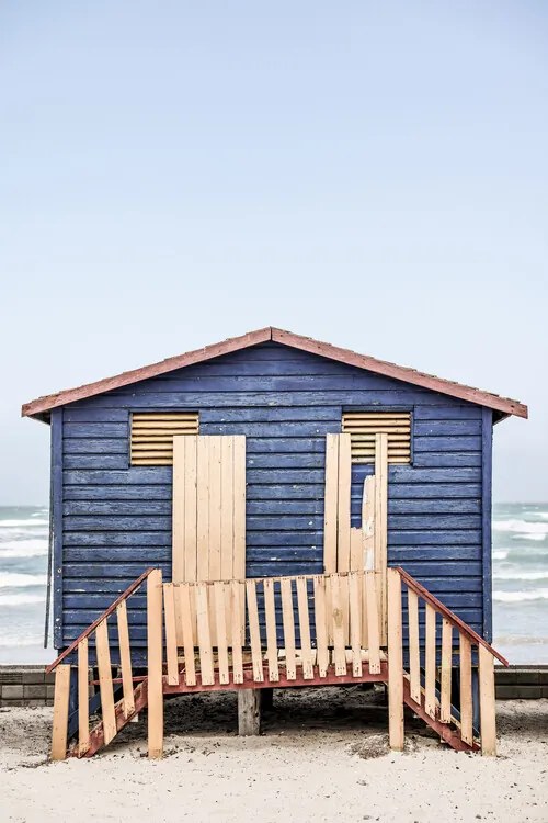 Foto Blue Hut, Shot by Clint