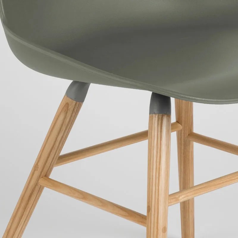 Zuiver Albert Kuip Groene Kuipstoel Met Houten Poten
