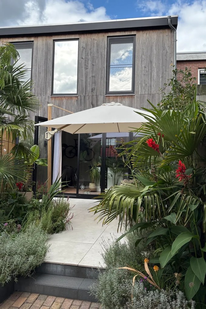 Platinum Challenger Zweefparasol T2 premium - 3x3 m. Champagne Teak