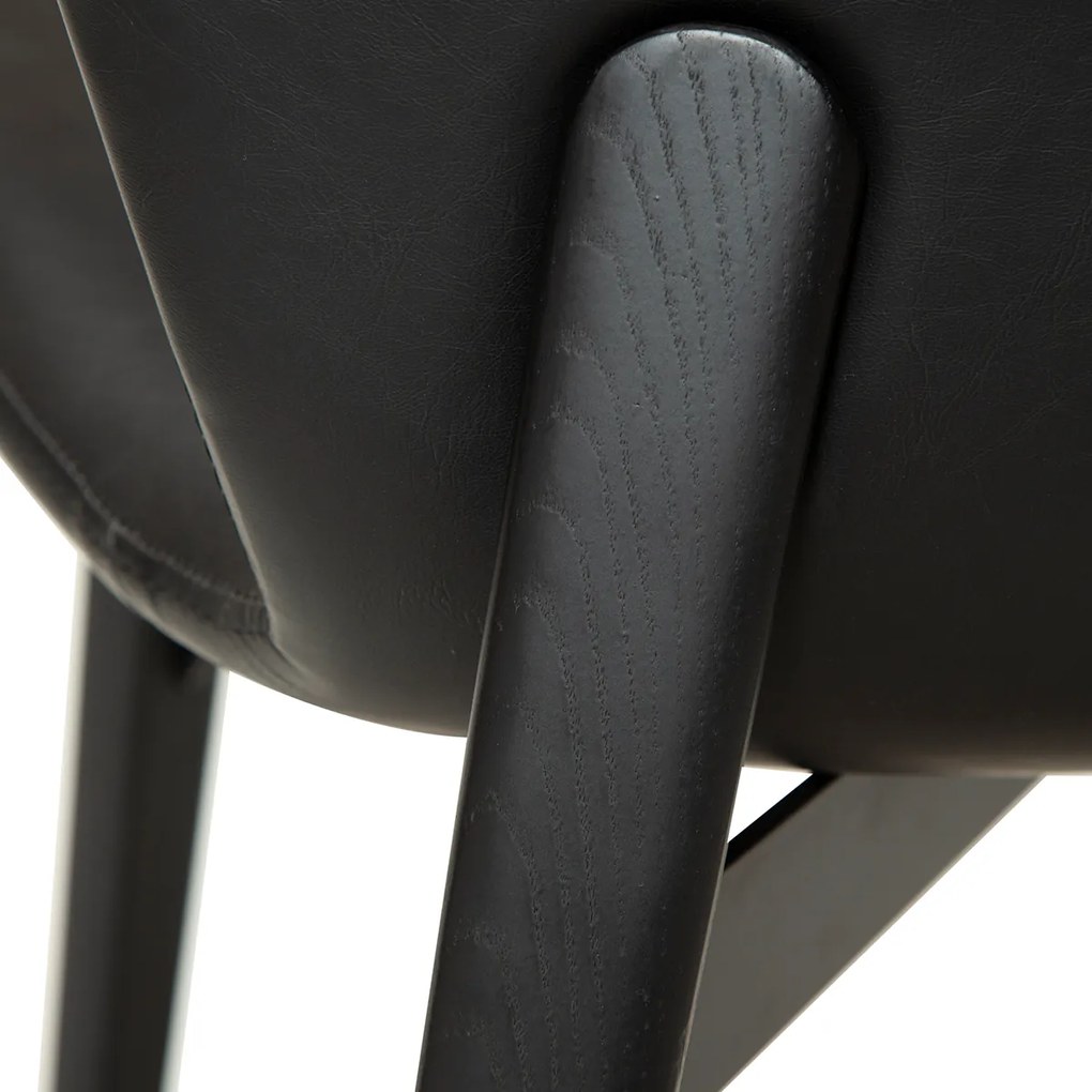Dan-Form Paragon Design Eetkamerstoel Zwart Kunstleer