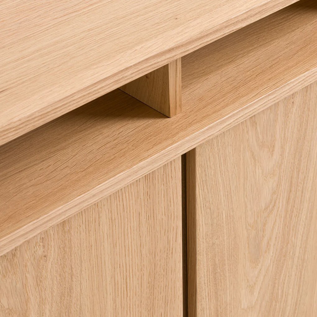 Laag dressoir met eikenfineer, ABAC