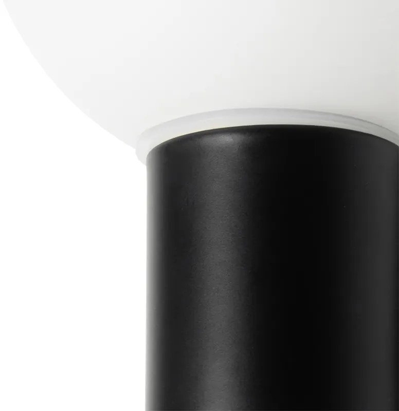 Badkamer Moderne wandlamp zwart IP44 - Cederic Up Modern G9 IP44 bol / globe / rond Lamp