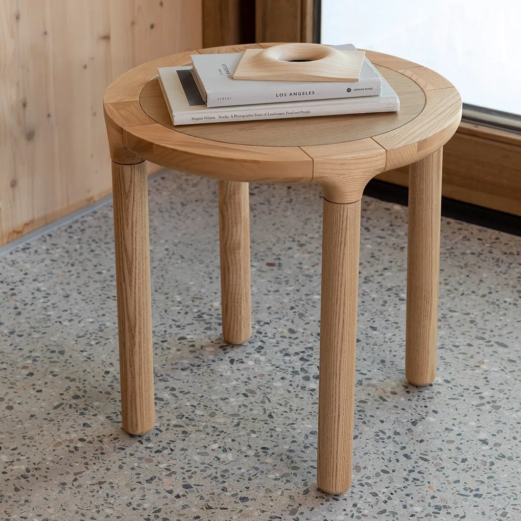 Zuiver Storm Ronde Bijzettafel Eiken - 35 X 35cm.