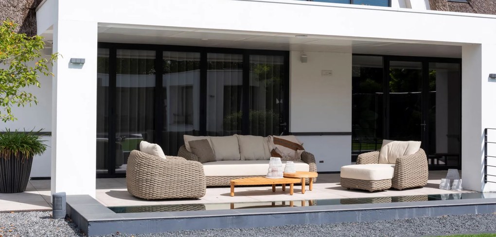 4 Seasons Outdoor Finn loungetafel teak met kiezelvormig blad 125 x 63 cm  Loungetafel    houtkleur weerbestendig