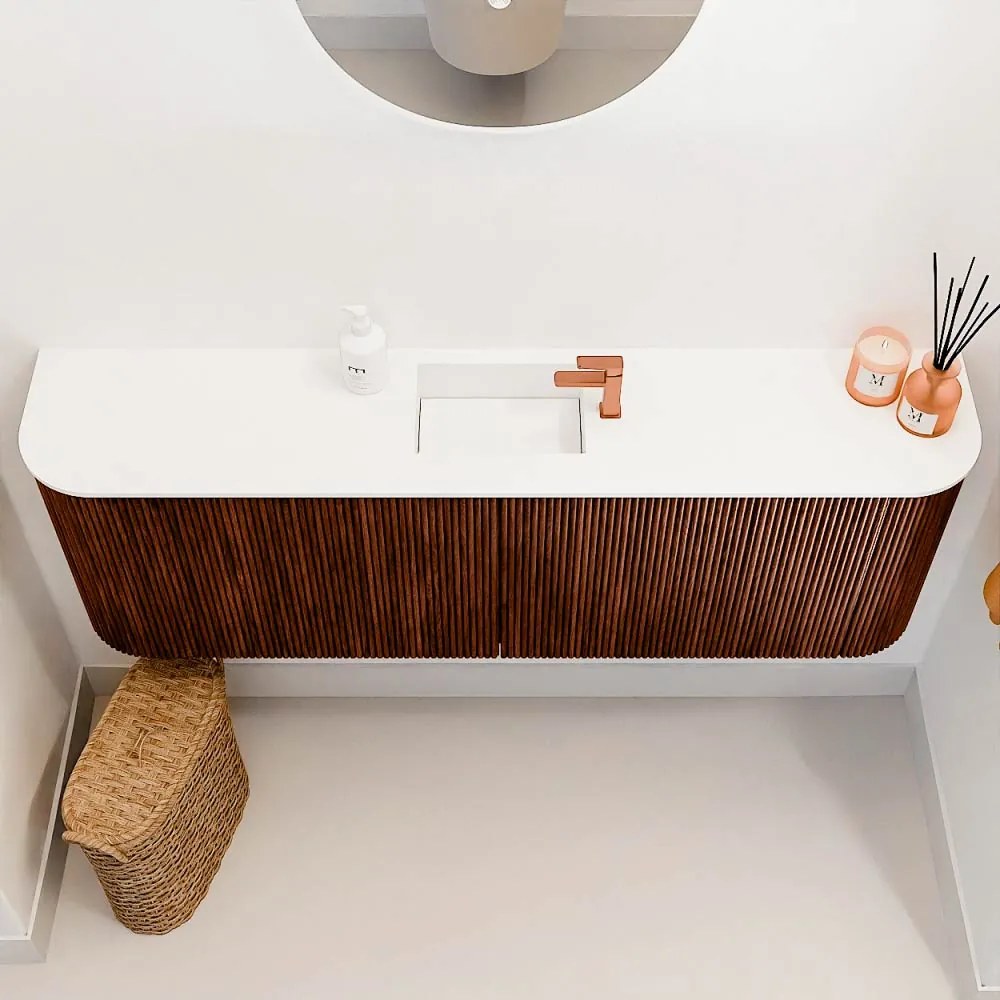 Mondiaz Joya 125cm toiletmeubel ronding links/rechts ruby met wastafel faye midden 1 kraangat talc