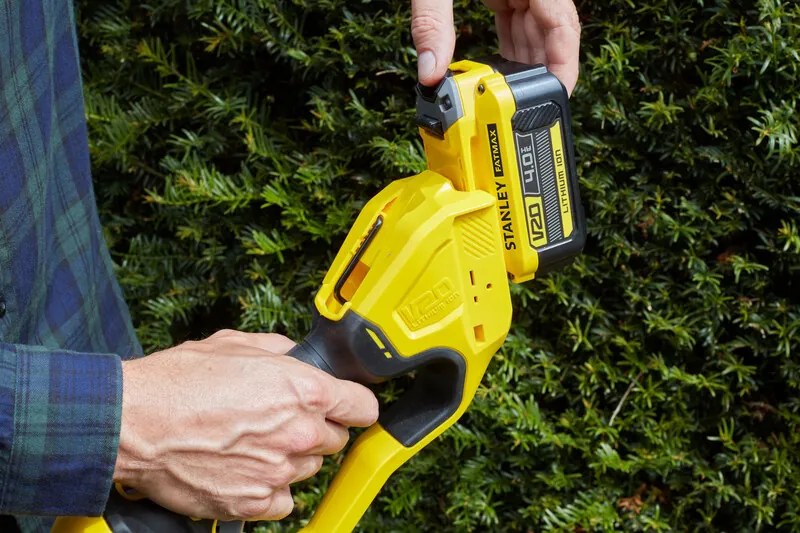 Stanley FatMax V20 18V 45CM Heggenschaar op steel - SMFCPH845B - Solo