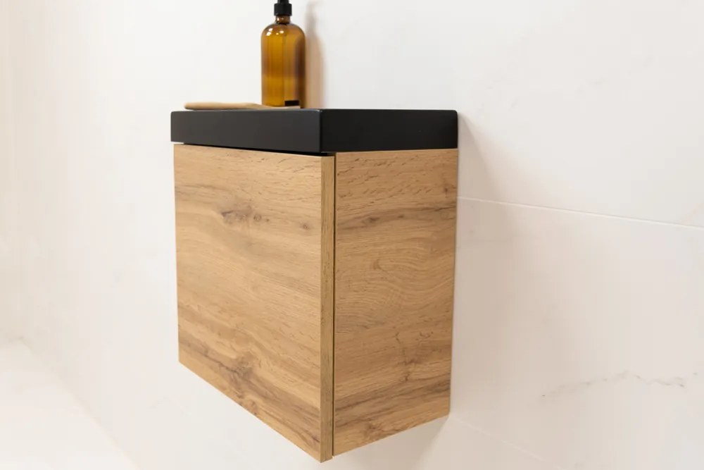 Sanigoods Minimo toiletmeubel 40cm dakota oak met matzwarte fontein zonder kraangat