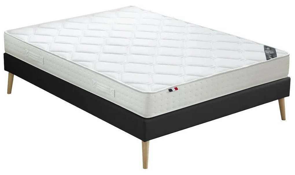 Matras in HR schuim, brandvertragende behandeling H19 cm