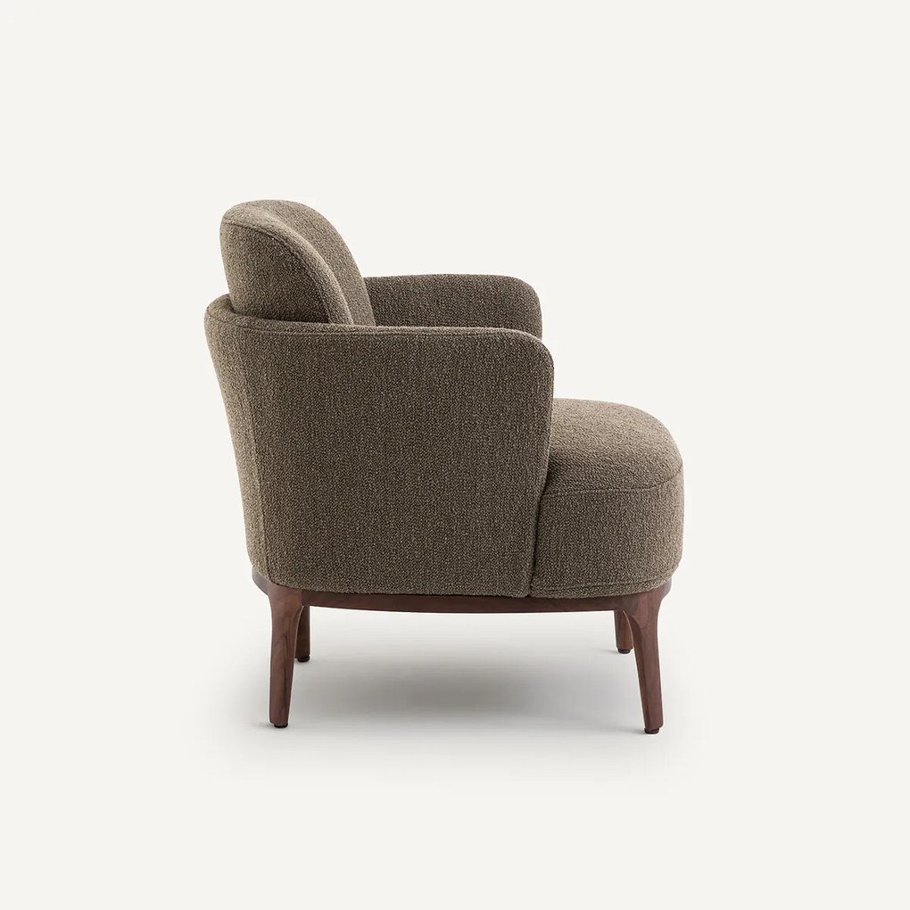 Fauteuil in notenhout en getextureerde stof, Jabote