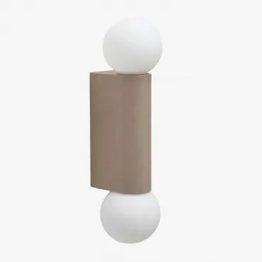 Irvine Aluminium Wandlamp Met 2 Glazen Bollen Moka Bruin - Sklum