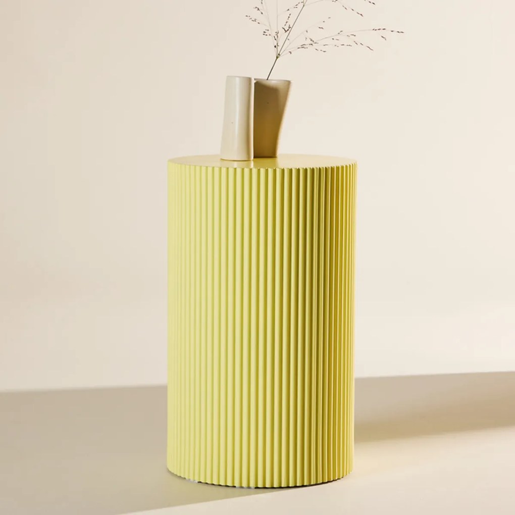Geribbelde Bijzettafel Geel - 31 X 31cm.