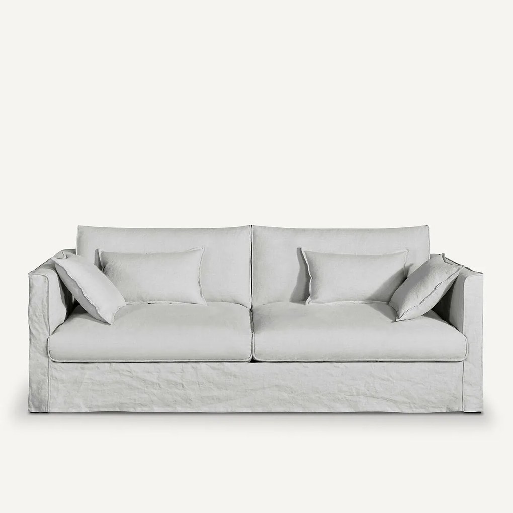 Bankhoes in gekreukt linnen, Camille