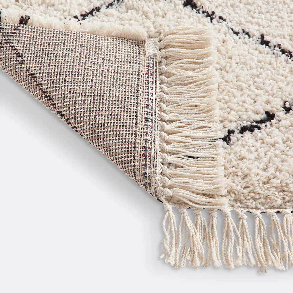 Bedmatje in berber stijl, Fatouh