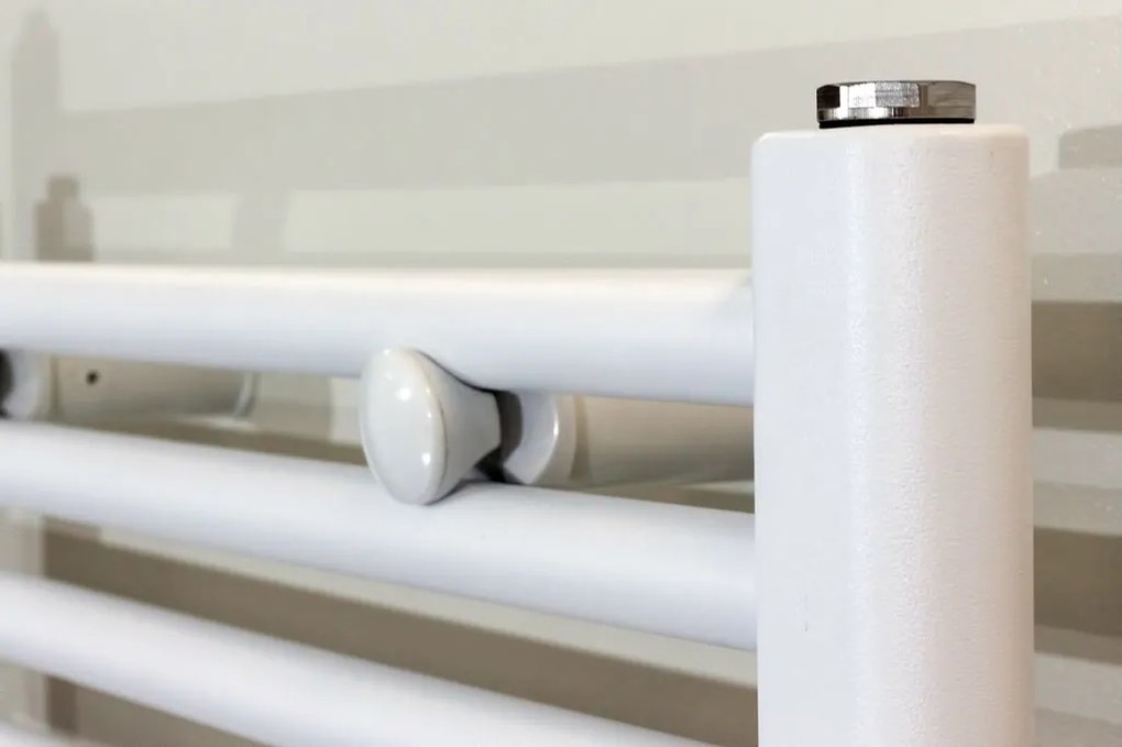 Sanigoods Base handdoek radiator 80x50 352 watt LR aansluiting wit