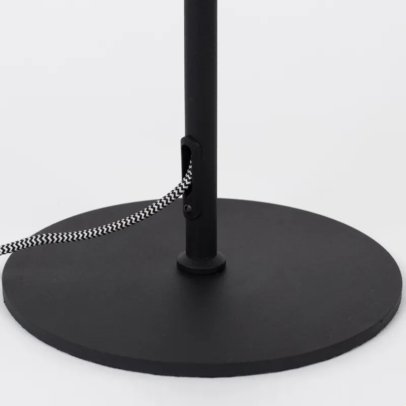 Zuiver Marlon Slanke Vloerlamp Zwart