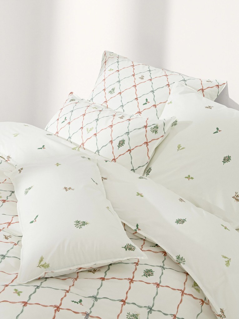 Omkeerbaar katoenen perkal dekbedovertrek Twigs met winterse prints