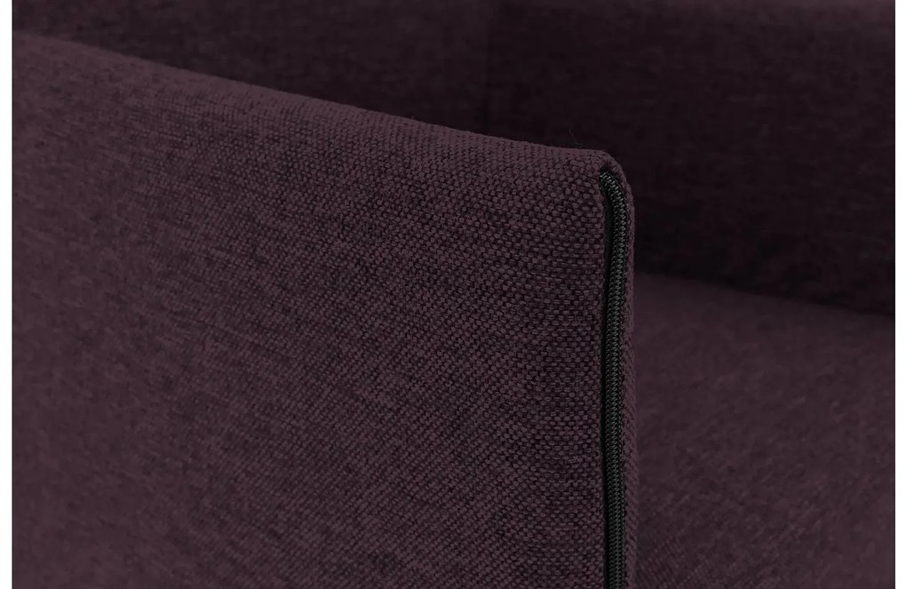 Goossens Eetkamerstoel Funk RVS Poten roze stof met armleuning en Transparant skater wiel met rvs kapmet wielen, modern design