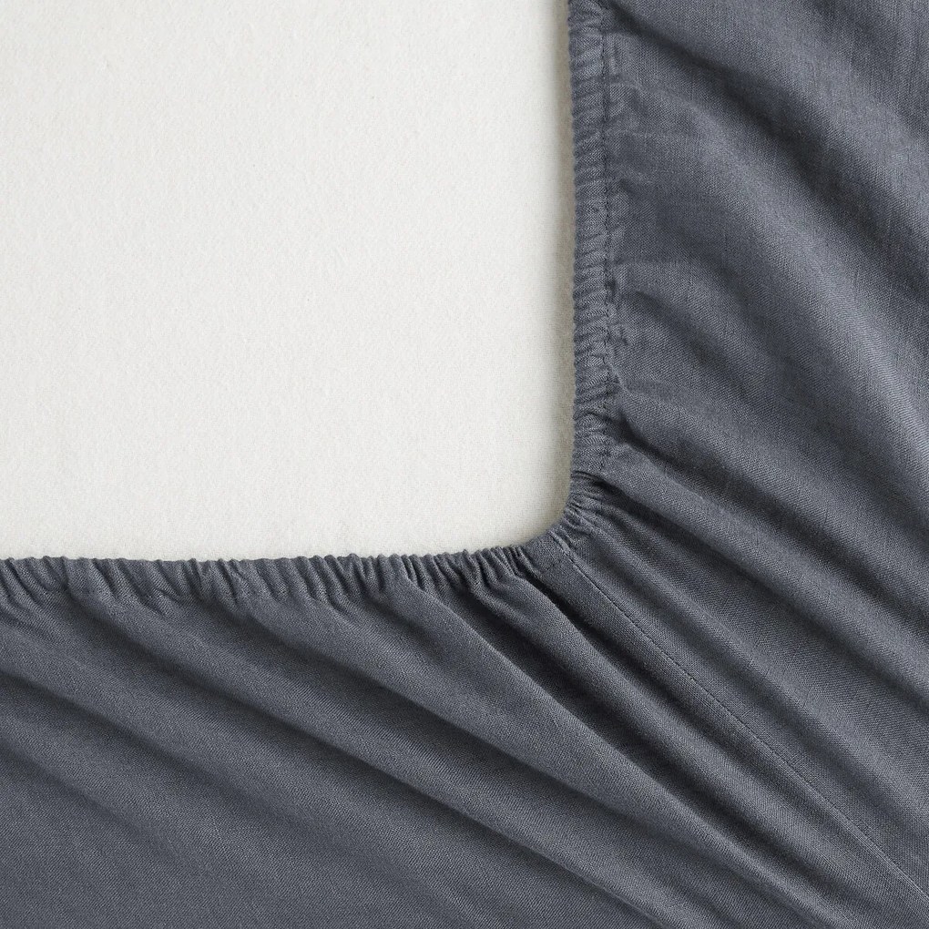 Hoeslaken in gewassen linnen, Elina