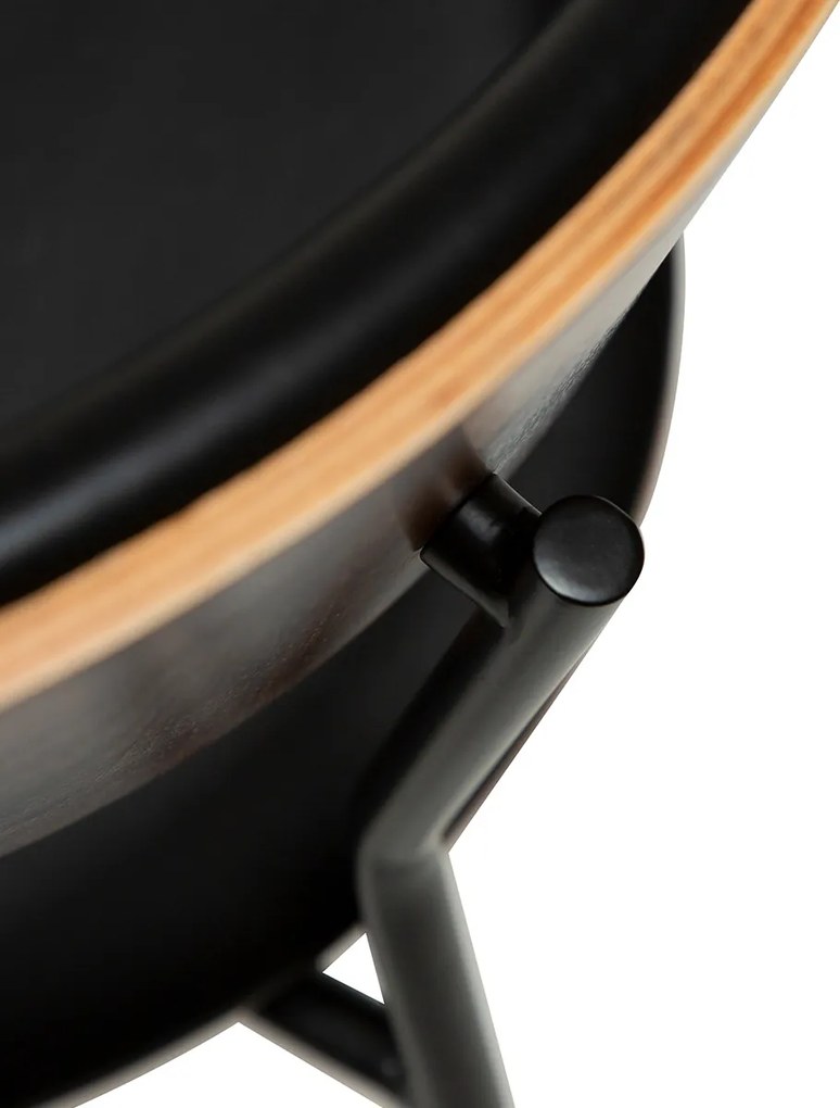 Dan-Form Crib Eetkamerstoel Gebogen Walnoot