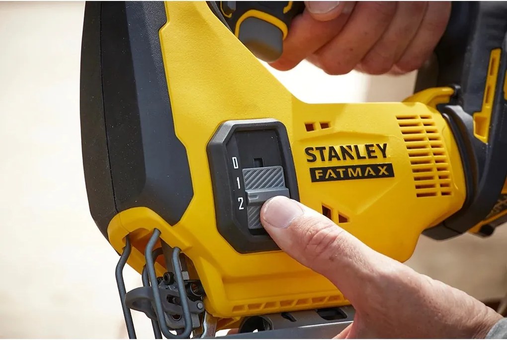 Stanley SFMCS600M2K Accu Decoupeerzaag V20
