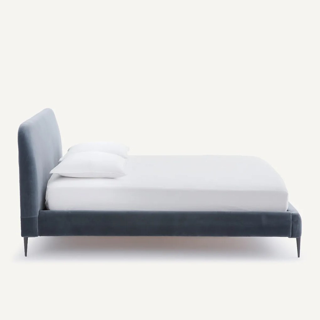 2-persoonsbed, in fluweel, design E. Gallina, Oscar