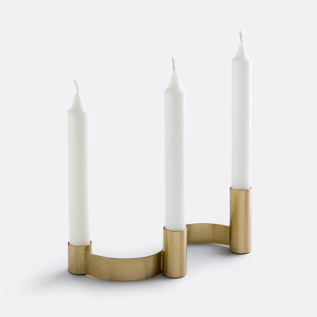 Kandelaar met 3 kaarshouders in messing, Nymora