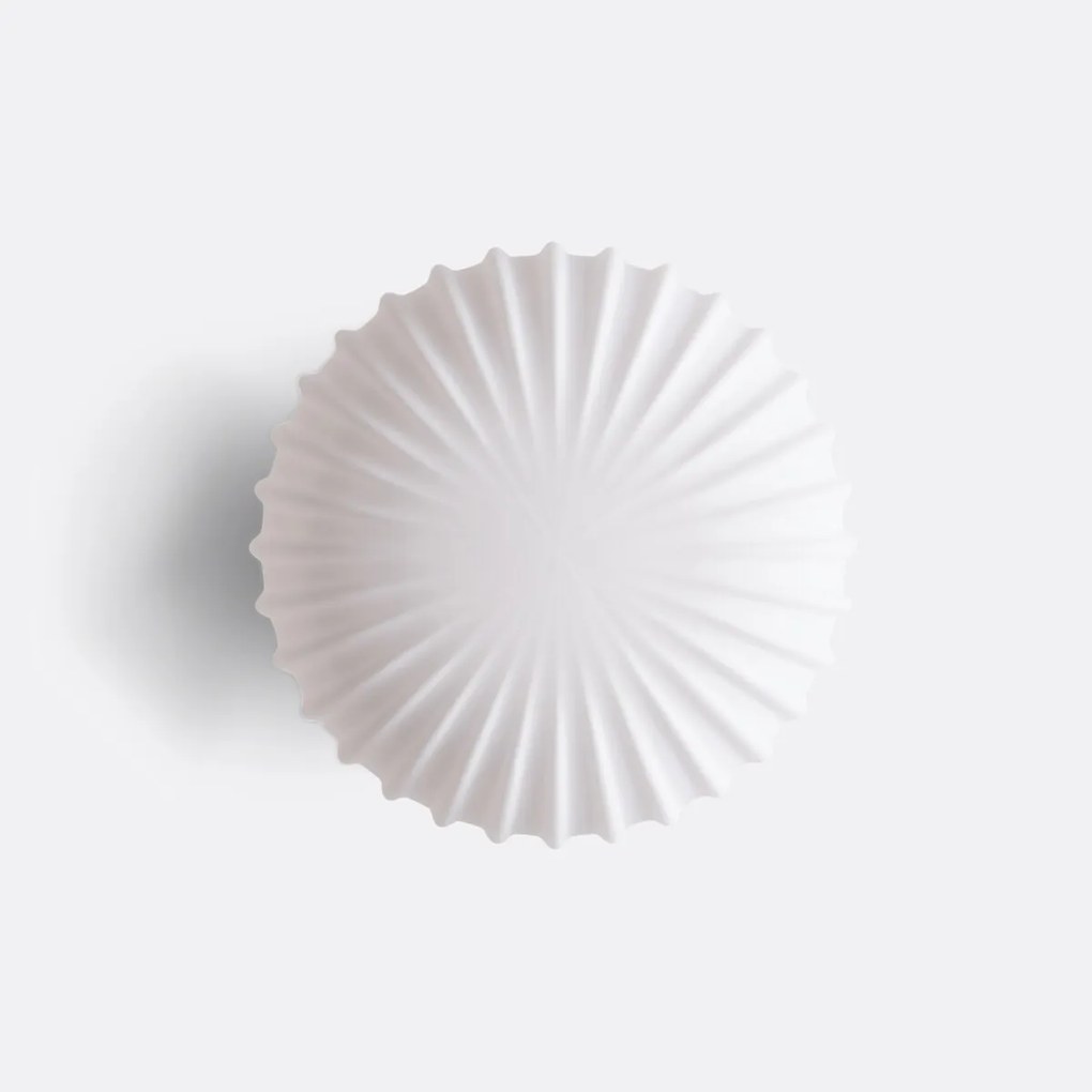 Plafondlamp of wandlamp, messing en opaline glas, AMIA