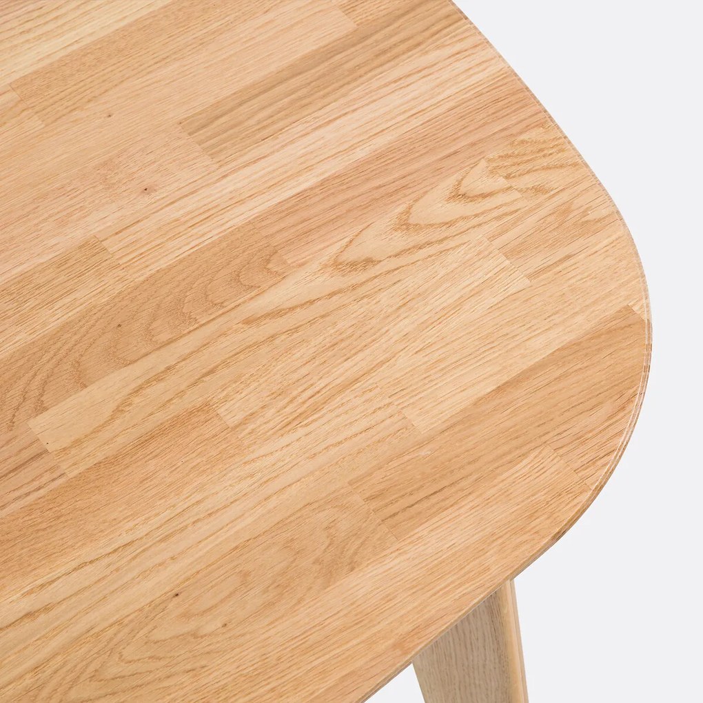 Uitschuifbare tafel in massief eik, 4-10 plaatsen Dalmar