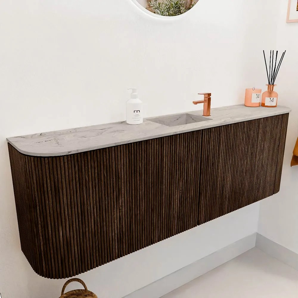 Mondiaz Joya DLux 125cm toiletmeubel ronding links/rechts walnut met wastafel faye midden 1 kraangat glace