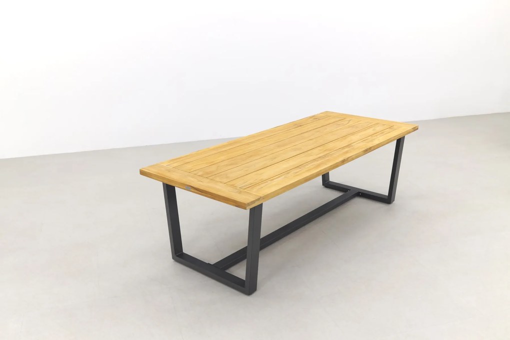 Exotan Murano teakhouten tuintafel - 240x100 cm. (OP=OP)
