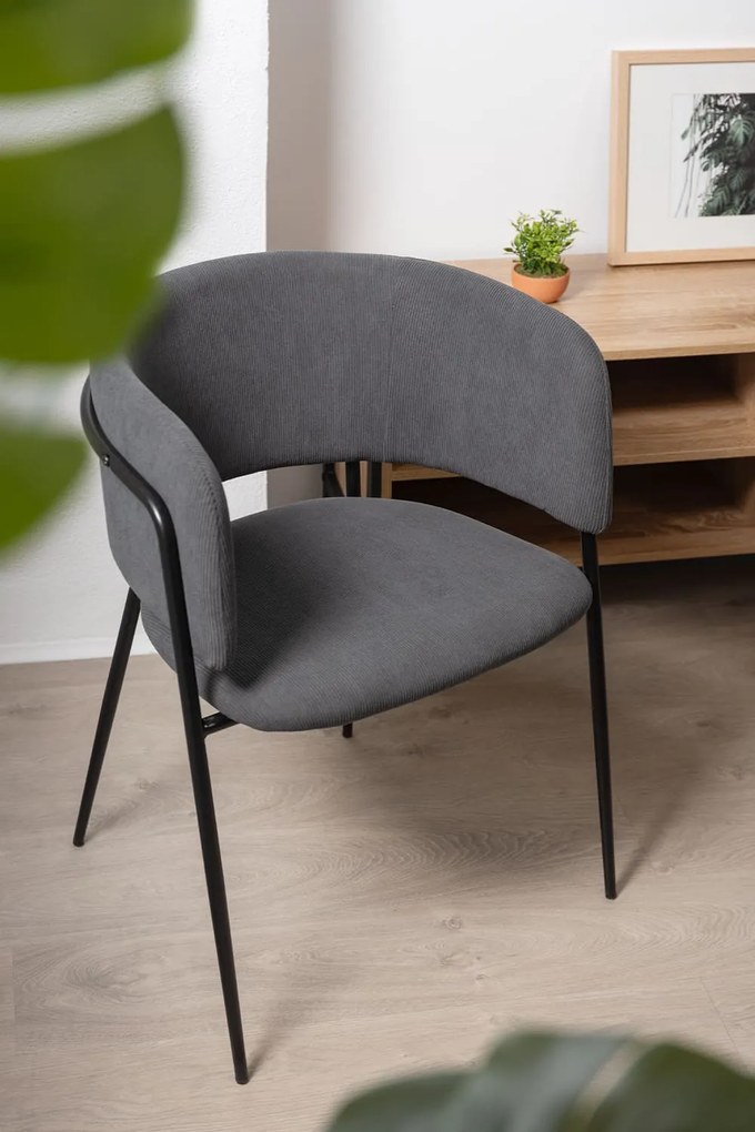 Moniel stoel in corduroy