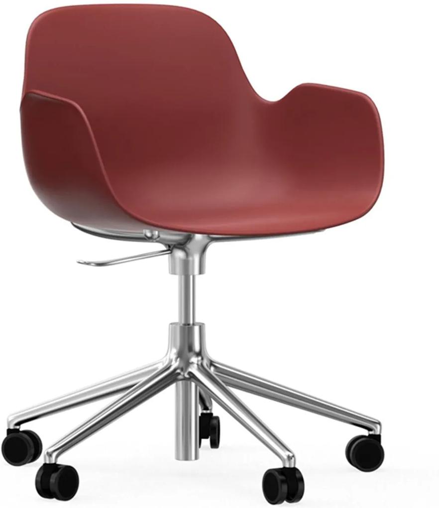 Normann Copenhagen Form Armchair bureaustoel met aluminium onderstel rood