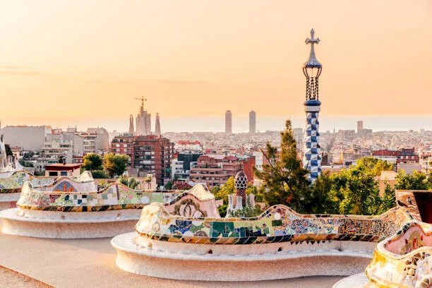 Foto Barcelona cityscape with Sagrada Familia seen, Alexander Spatari