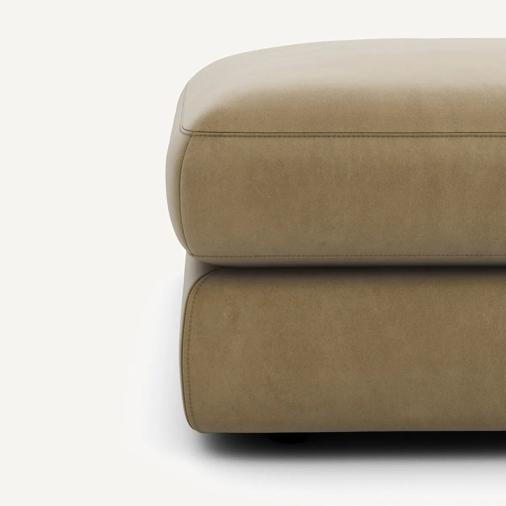 Voetenbank in fluweel, Skander