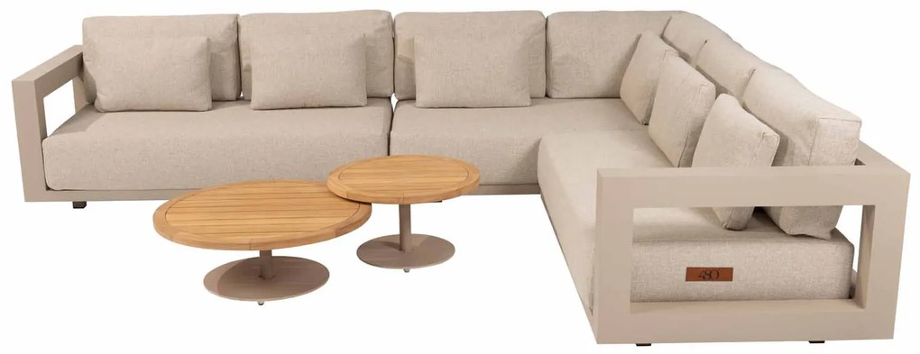 4 Seasons Outdoor Metropolitan hoekbank latte met Volta tafels Ø 45 en 80 cm LoungebankLoungeset   beige weerbestendig