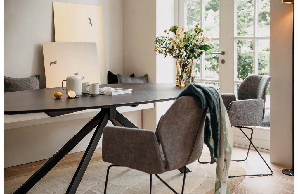 Goossens Excellent Eettafel Uniek, Ovaal 200 x 110 cm