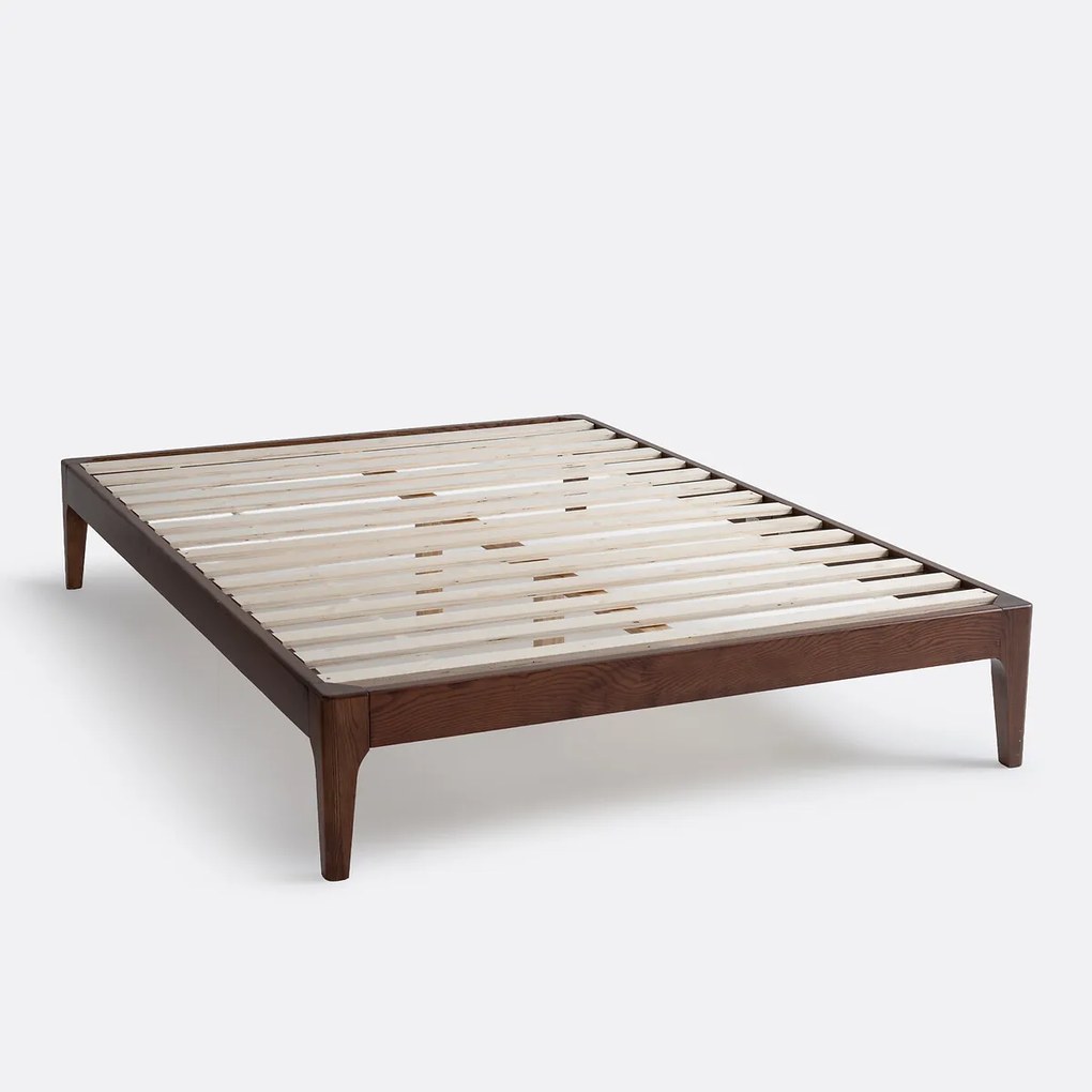 Bed in massief essenhout met lattenbodem , Agura