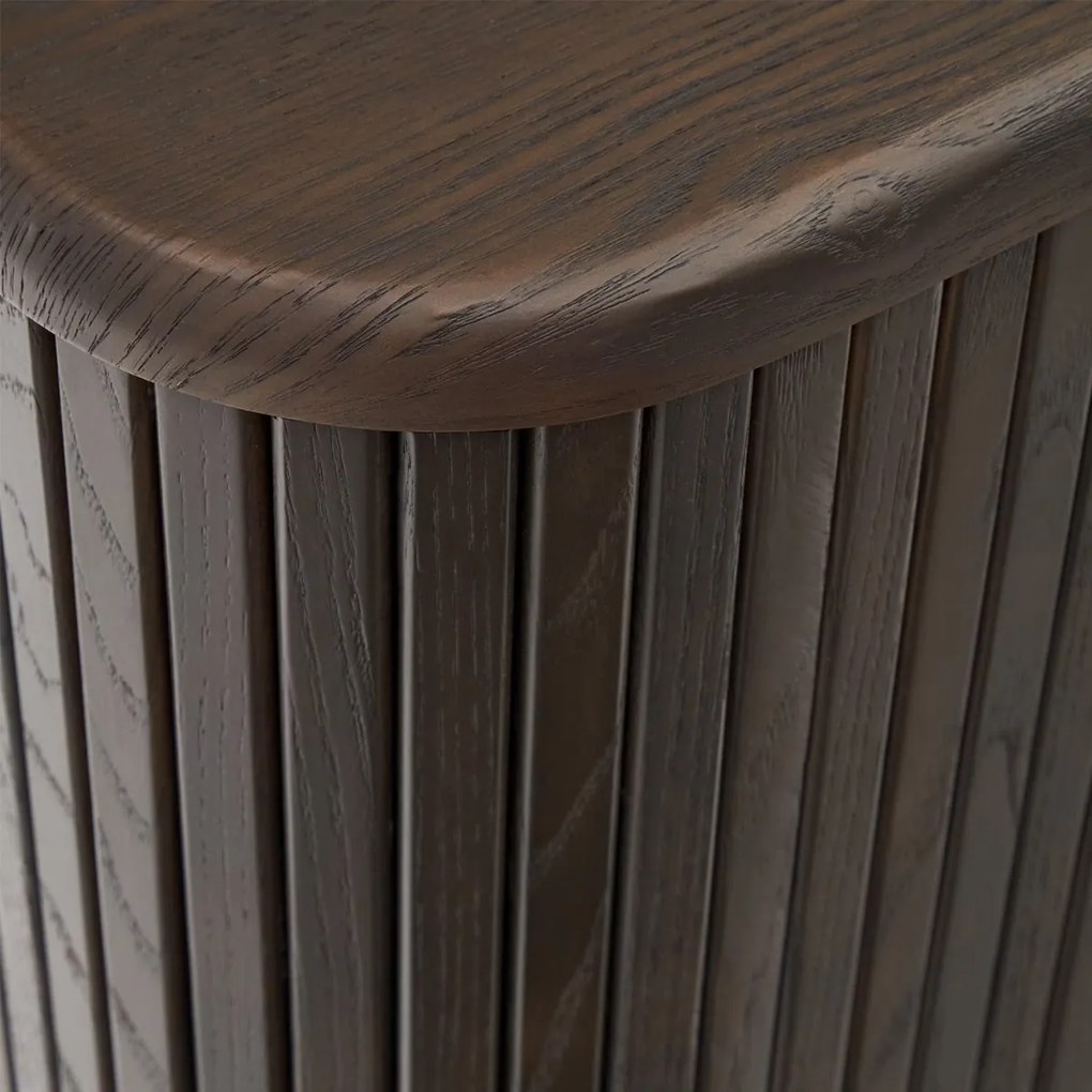 Kave Home Mailen Houten Dressoir Met Latjes Schuifdeuren Bruin - 180x40x75cm.