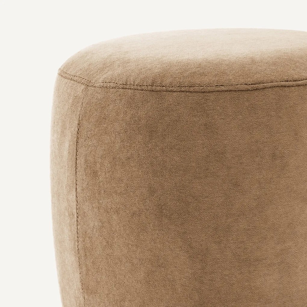 Voetsteun van stonewashed fluweel, Rosebury, ontwerp E. Gallina