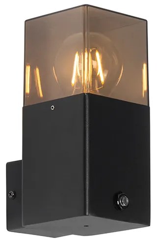 Buiten wandlamp zwart IP44 met schemerschakelaar - Denmark