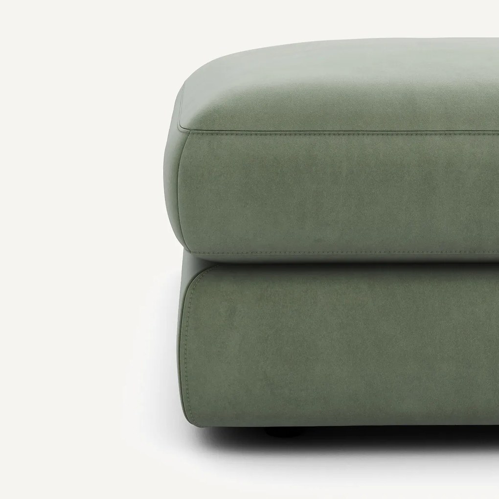 Voetenbank in fluweel, Skander