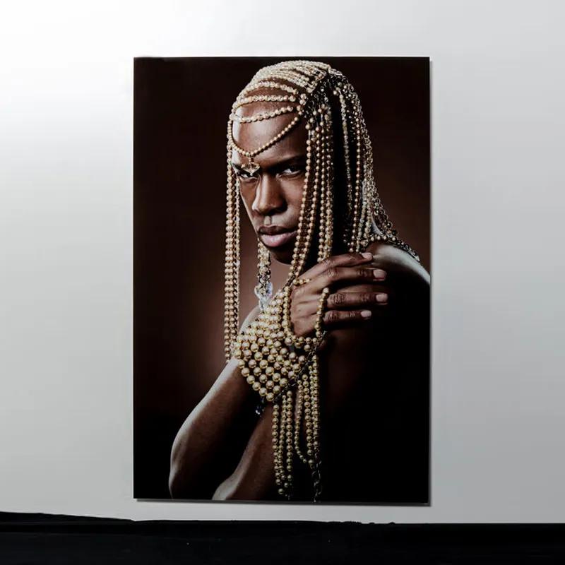 Kare Design Traditional Beads Man Glas Schilderij Portret 100x150