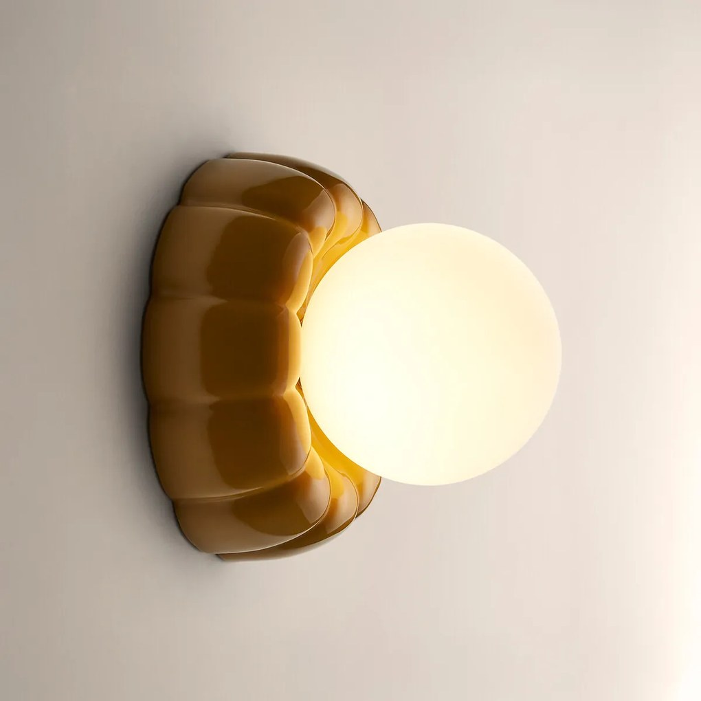 Wand- of plafondlamp, geribbeld, in keramiek en opaline glas, HOLI